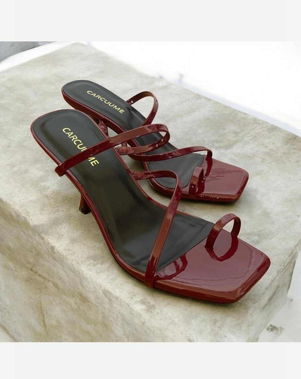 Carcuume Burgundy Slippers Heels Size 6